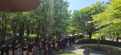 韓国サムスン電子、成果給格差に反発…DX部門社員が黒い服で出勤