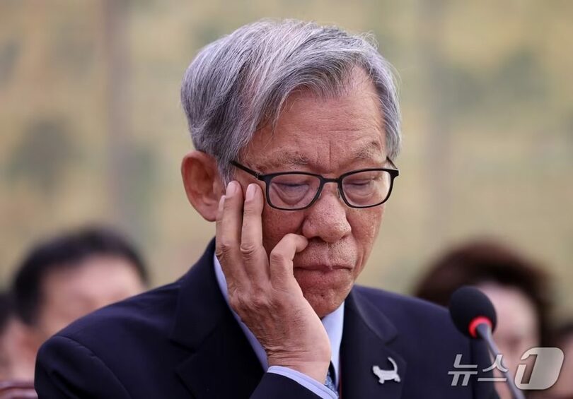 国会の国政監査に出席したユ・ホンジュン国立中央博物館長＝19日(c)news1