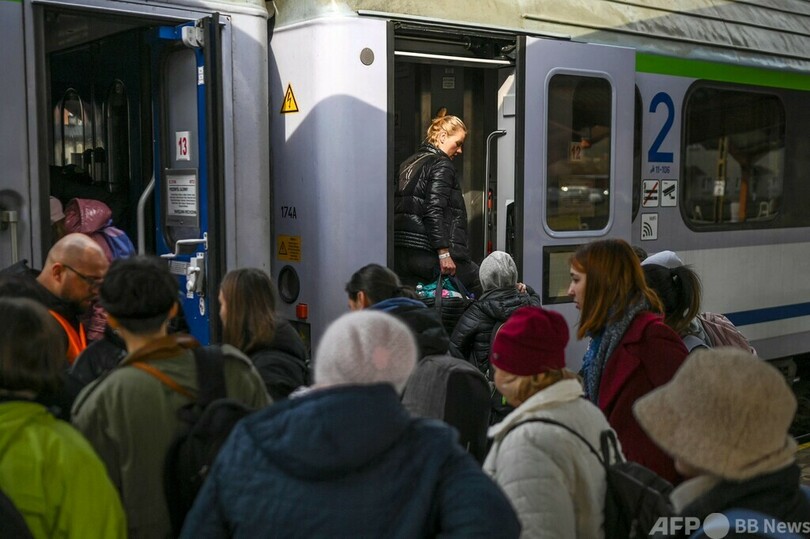 ウクライナ難民、400万人超に 当初予想上回る