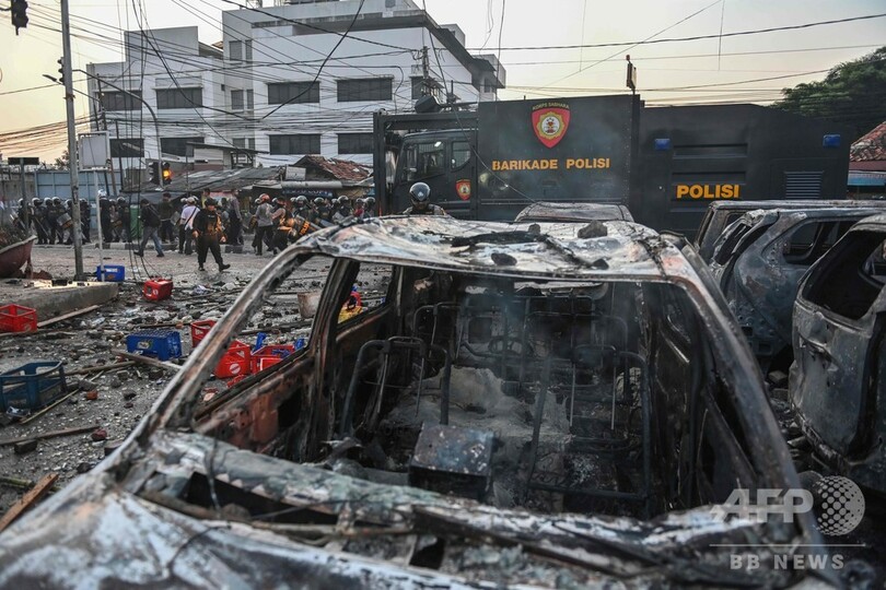 大統領再選への抗議デモで6人死亡 インドネシア首都