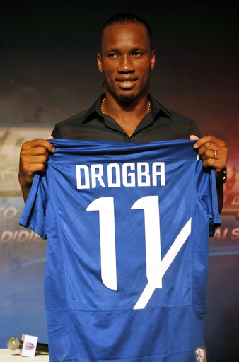 上海申花に移籍のドログバが入団会見 写真10枚 国際ニュース：AFPBB News