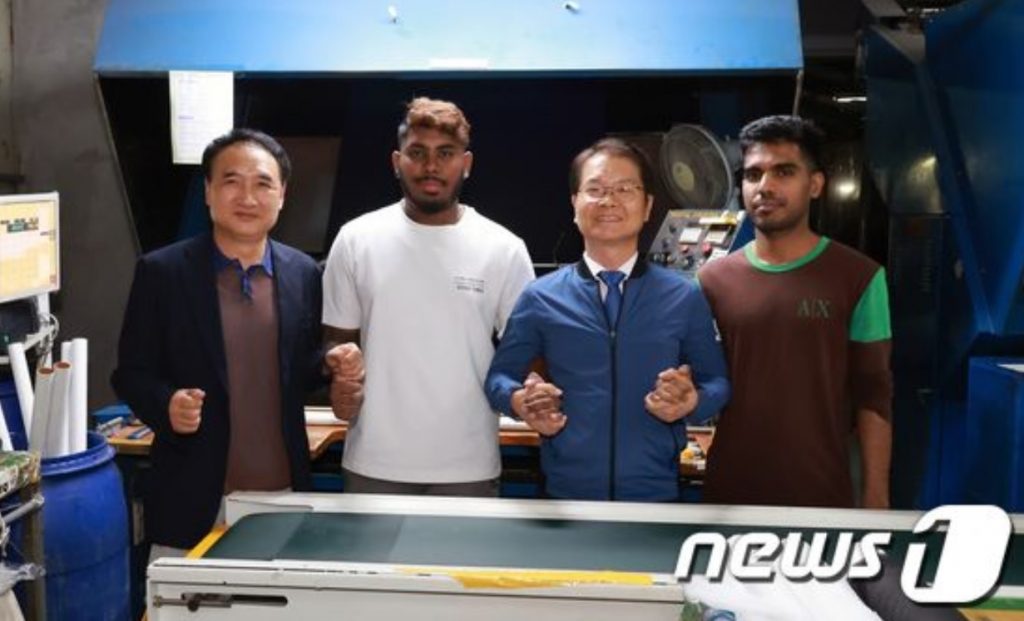 韓国製造業の43％「外国人労働者を増やすべきだ」…今年11万人→「来年は15万」希望 写真枚 国際ニュース：AFPBB News