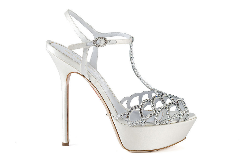 ＜Check!＞ウエディングに特別な一足を、「セルジオ・ロッシ」のブライダルライン