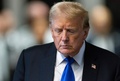 米ニューヨーク地裁で有罪評決を受けた後、法廷を後にするドナルド・トランプ前大統領（2024年5月30日撮影）。(c)JUSTIN LANE / POOL / AFP