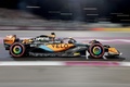 23F1第18戦カタールGP予選に臨むマクラーレンのオスカー・ピアストリ（2023年10月6日撮影）。(c)Giuseppe CACACE / AFP
