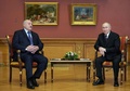 ロシア・サンクトペテルブルクで開かれた独立国家共同体（CIS）非公式首脳会議に合わせ会談したロシアのウラジーミル・プーチン大統領（右）とベラルーシのアレクサンドル・ルカシェンコ大統領（2022年12月27日撮影）。(c)Alexey DANICHEV / SPUTNIK / AFP