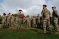 米ノースカロライナ州ファイエットビルで行われた、同国最大の軍事基地のフォートブラッグからフォートリバティーへの改名式典（2023年6月2日撮影）。(c)ALLISON JOYCE / AFP