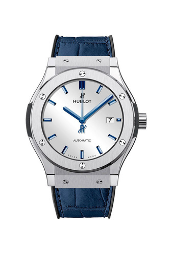 1日限定「ウブロ」ポップアップで2018 FIFA ワールドカップ優勝トロフィー