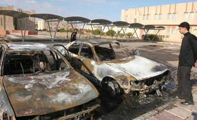 ティクリートの大学で知事を狙った自爆テロ、2人死亡 - イラク