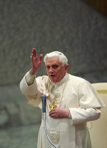 ローマ法王、「金融危機はクリスマスを見直すチャンス」