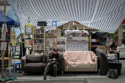 香港の民主派デモ、支援のない英国にも不服