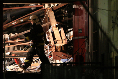 ブラジル代表カカ挙式の教会で天井崩落、日曜の夕礼拝中