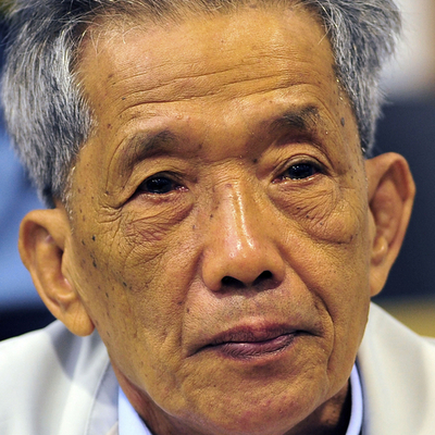 カンボジア特別法廷、元収容所所長に終身刑求刑 2審公判