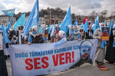 中国、ウイグル問題で英に制裁