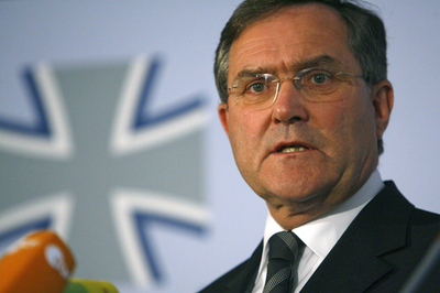 独軍兵士複数が犠牲の自爆テロ、首相は「おぞましい行為」 - ドイツ