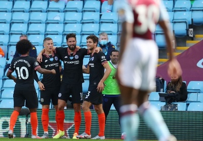 チェルシーが再開初戦でビラに逆転勝利、ジルーが決勝弾