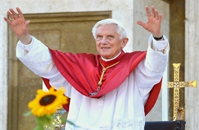 バチカン文書流出事件、ローマ法王の元執事ら2人を起訴