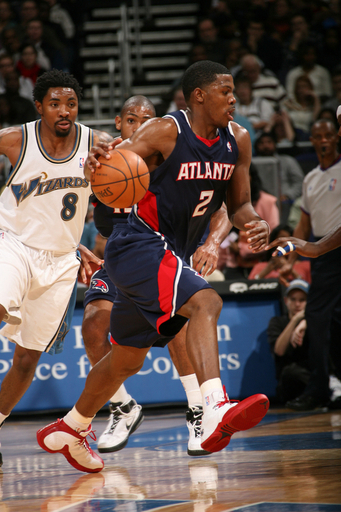 ホークス ウィザーズを破り4連勝