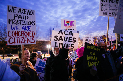 オバマケア代替法で「2018年の被保険者1400万人減」 米予算局