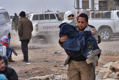 シリア・アレッポ東部から3日間で市民2万人が退避 赤十字国際委