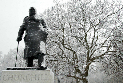 「探偵ホームズは実在」、英世論調査で58％が肯定回答