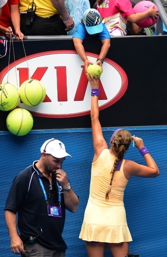 女王アザレンカ、順当に3回戦へ 全豪オープン