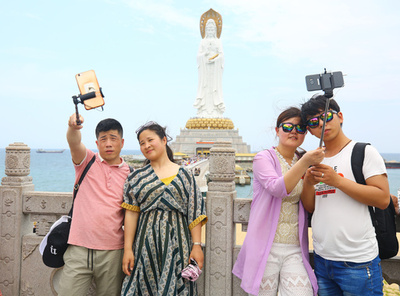 若者に人気の動画サイト「抖音」、2万アカウントを永久追放 「違法、低俗な内容」投稿