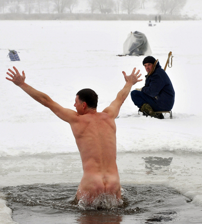 氷水で寒中水泳、ベラルーシ