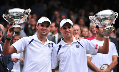 ブライアン兄弟がダブルス優勝、ウィンブルドン男子
