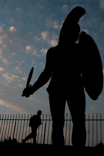 スパルタ王レオニダスを描いた映画『スリーハンドレッド（300）』 - ギリシャ