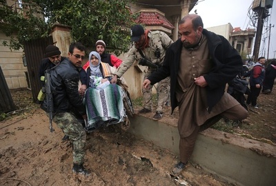 IS、モスルで家に穴開け労賃要求 住民「踏んだり蹴ったり」と怒り