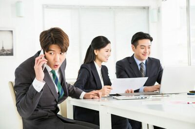 「うちの子にご飯を食べさせてきます」…韓国・新入社員の母が会社訪問、退職の話に