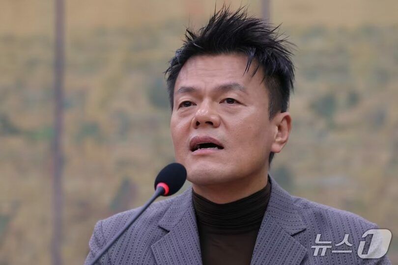 国政監査で質問に答える大衆文化交流委員会のパク・ジニョン共同委員長(c)news1