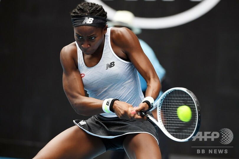 15歳ガウフは涙の4回戦敗退、同胞に逆転負け 全豪OP