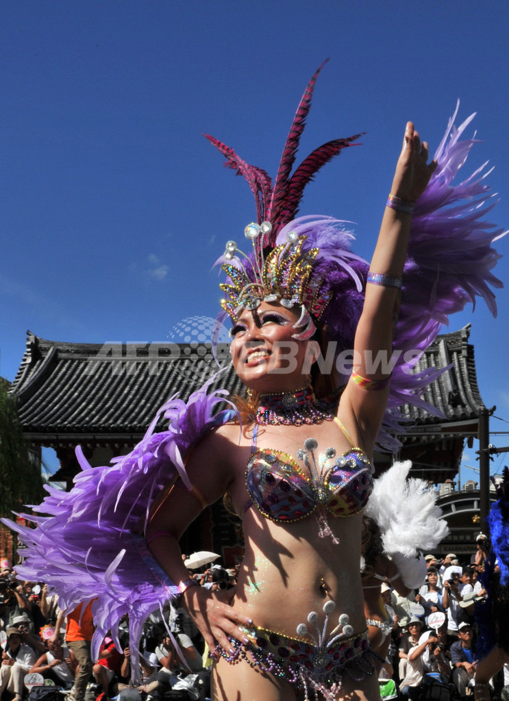 浅草サンバカーニバルに観客50万人 東京 写真8枚 国際ニュース Afpbb News