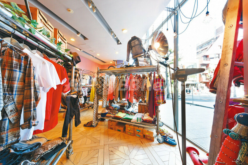 Senken H 104 代官山で異彩放つ大型の 実験 ショップ セドナ 2 写真4枚 国際ニュース Afpbb News