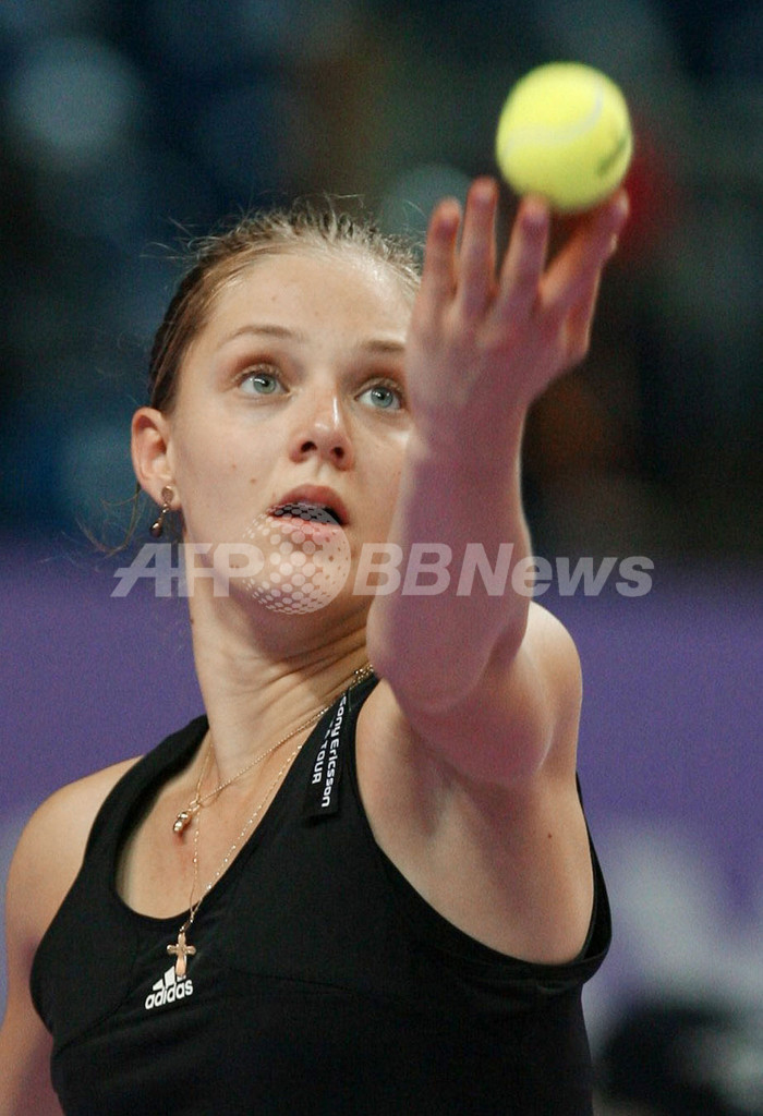 ＜女子テニス プロクシムス・ダイヤモンド・ゲーム2007＞チャクベターゼ バンマーを降し準々決勝へ ベルギー 写真3枚 国際ニュース