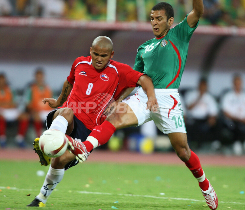 チリ メキシコと引き分けるも決勝T進出