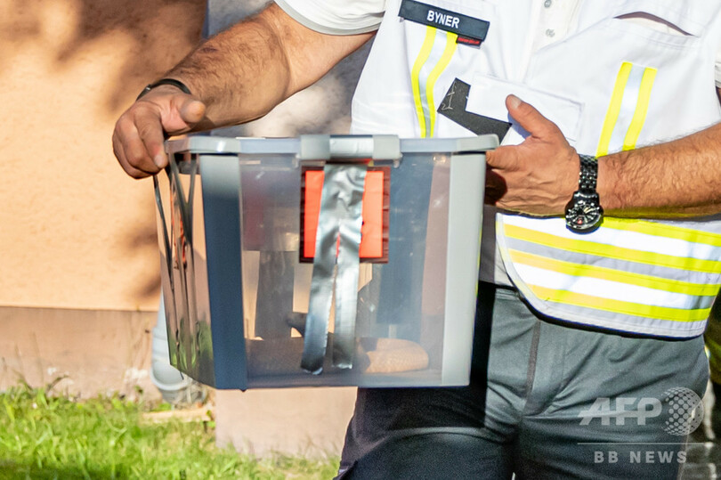 逃げた猛毒コブラ、無事捕獲 ドイツ