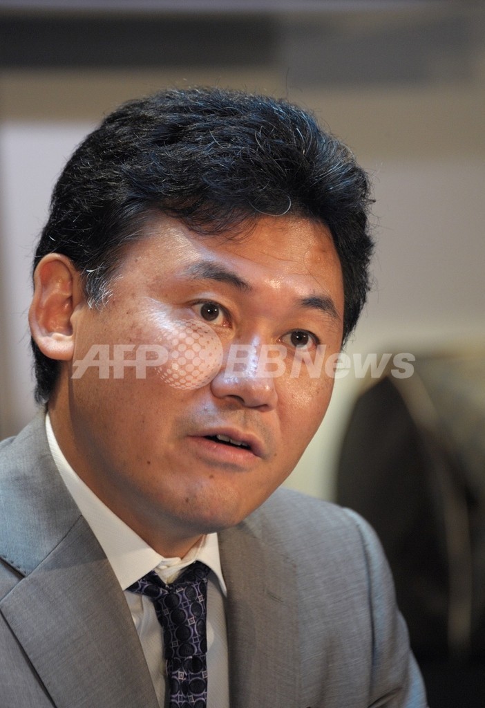 日本企業の英語社内公用語化に賛否両論 日本企業の英語社内公用語化に賛否両論