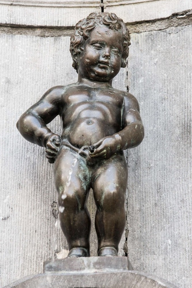 配送日指定可 1165 小便小僧 金属製 マヌカンピス Manneken Pis