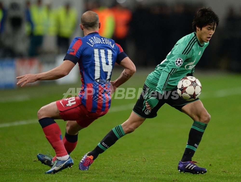 シャルケ、ステアウア相手にスコアレスドロー 欧州CL 写真10枚 国際ニュース：AFPBB News