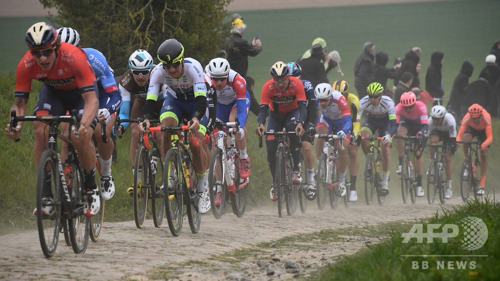 パリ～ルーベ延期もツール主催者は開催を楽観、「100日以上ある」 写真1枚 国際ニュース：AFPBB News