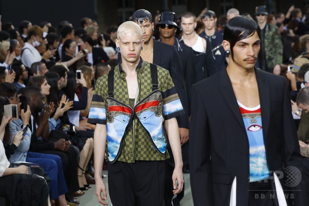 「ジバンシィ」17年春夏メンズ