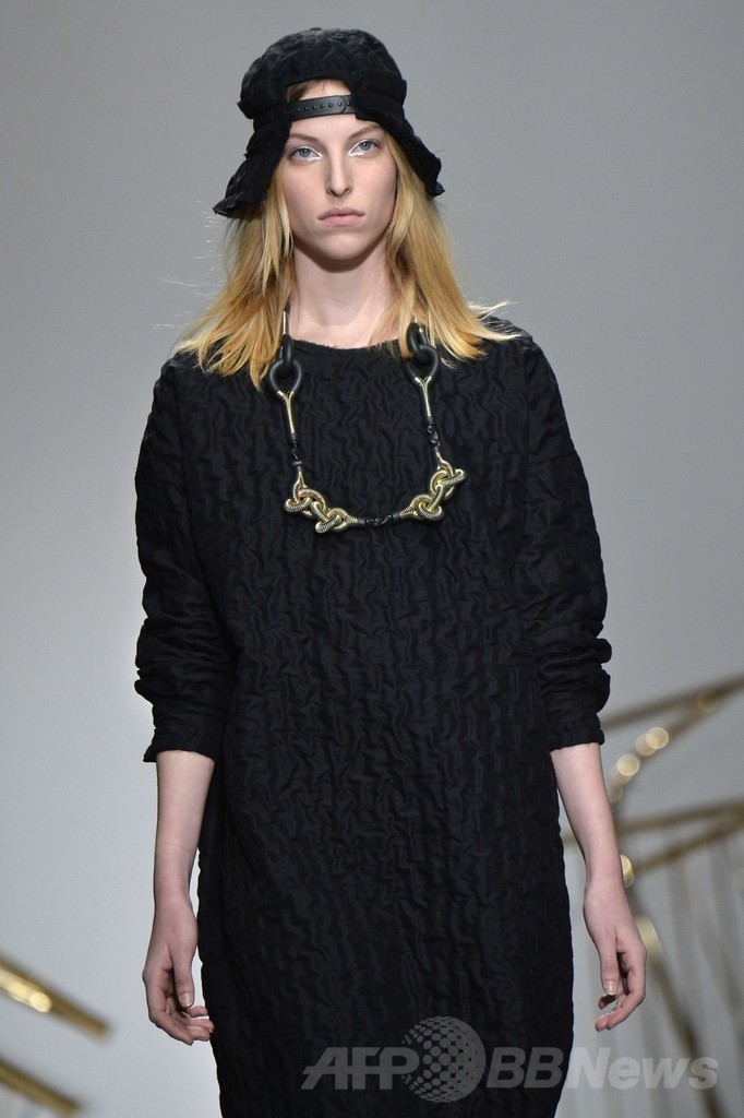 ＜14/15年秋冬パリコレクション＞ジュリアン・デイヴィッド