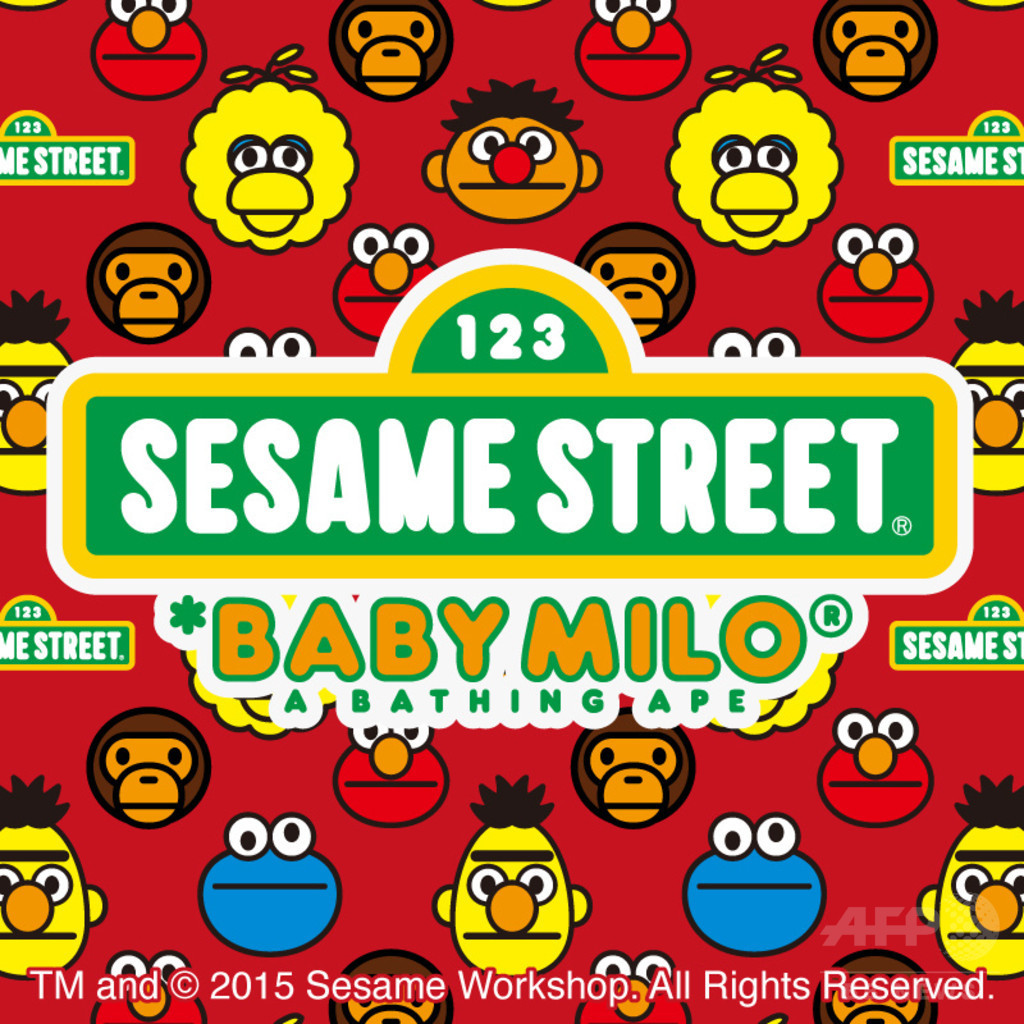 ア ベイシング エイプ×セサミ ストリート、コラボアイテム25日発売