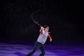 平昌冬季五輪、フィギュアスケートのエキシビションに臨むハビエル・フェルナンデス（2018年2月25日撮影）。(c)AFP/Mladen ANTONOV