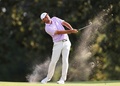 男子ゴルフ米国ツアー、フェデックス・カップ・プレーオフ最終戦、ツアー選手権初日。17番でショットを打つスコッティ・シェフラー（2024年8月29日撮影）。(c)Mike Mulholland/Getty Images/AFP