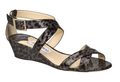 「ジミー チュウ（JIMMY CHOO）」のシューズ・コレクション「CHOO 24:7」の「CONNOR」。（c）JIMMY CHOO
