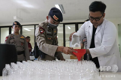 ヤシ酒から生まれた消毒液、品薄解消に貢献 インドネシア・バリ